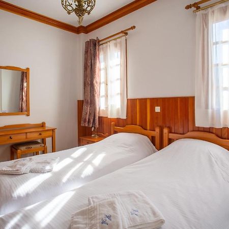 Hotel Adonis เมทโซโว ภายนอก รูปภาพ