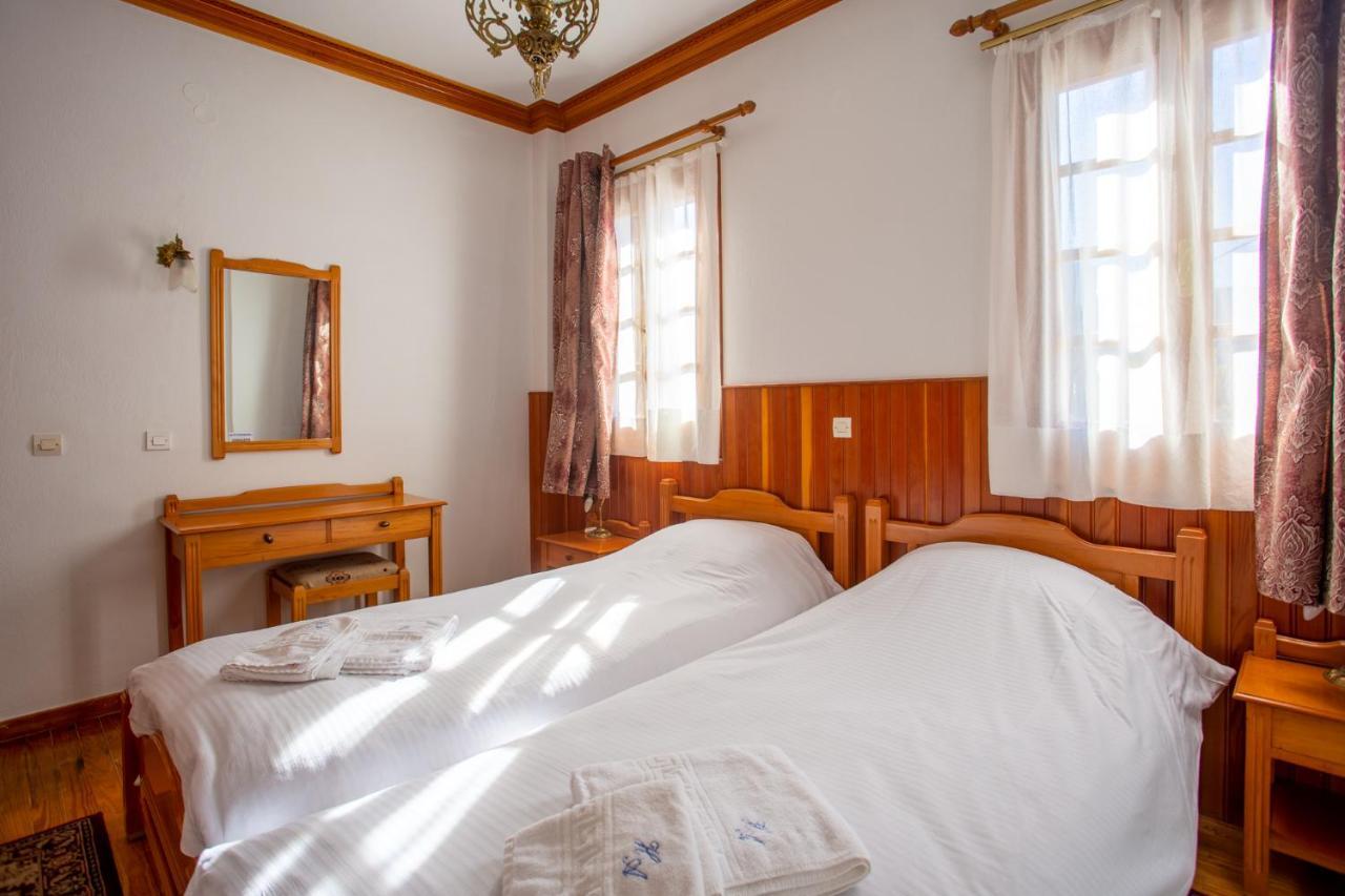 Hotel Adonis เมทโซโว ภายนอก รูปภาพ